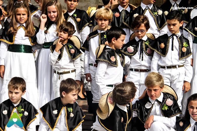 The traditional festivities of Llanes