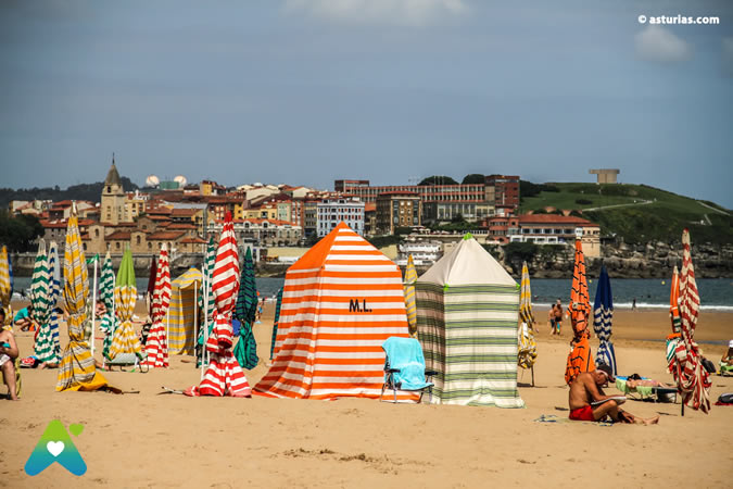 Beach of San Lorenzo, Gijón