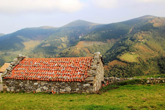 The vaqueiras routes