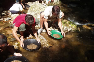 Bateo de oro en Navelgas
