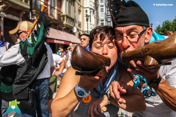 Fiesta del Carmín in Pola de Siero
