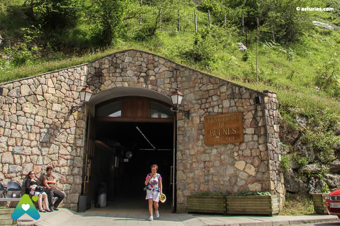 Standseilbahn von Bulnes