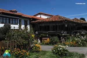 Hórreos asturianos