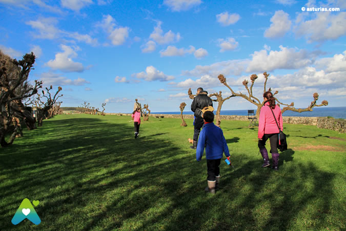 El Paseo/Mirador de San Pedro en Llanes