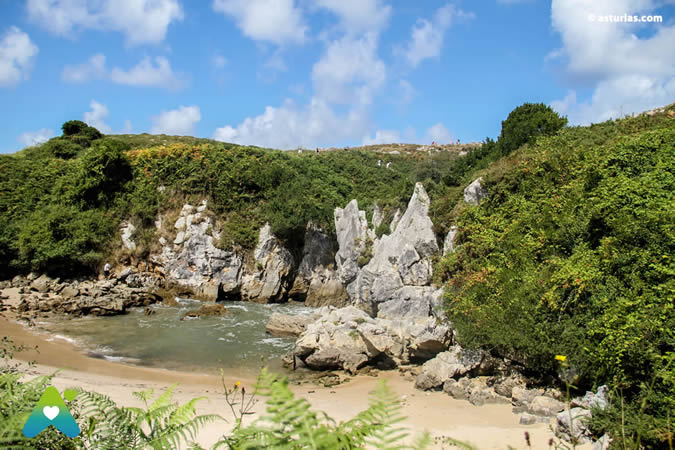 Playa Gulpiyuri Llanes