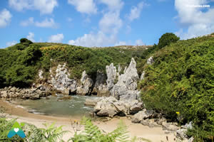 Playa Gulpiyuri Llanes