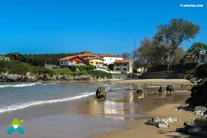 Playa Palombina, Llanes