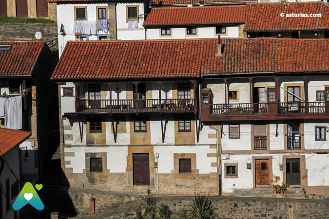 Beispielhafte Städte von Asturien