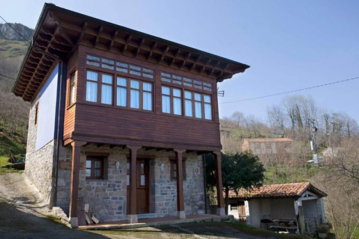 L'Ablanu House