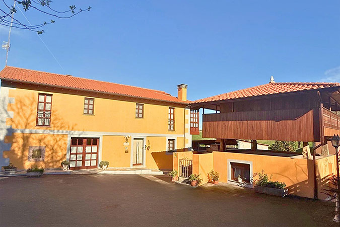 Dorfhaus Salguero de Abajo