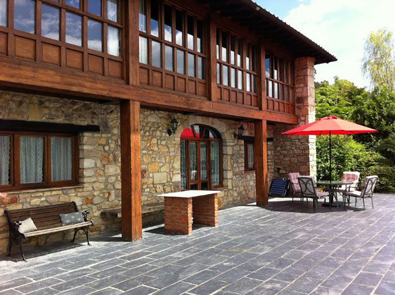 El Alloro House