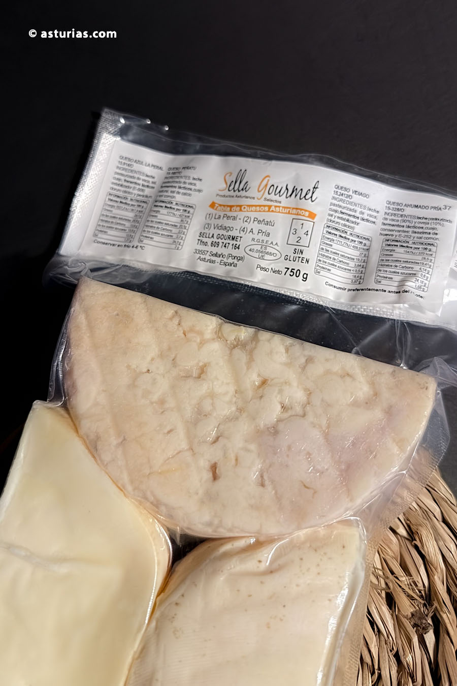 Tabla de quesos asturianos de vaca y oveja