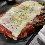 Vinatería Restaurante L’Antoxu