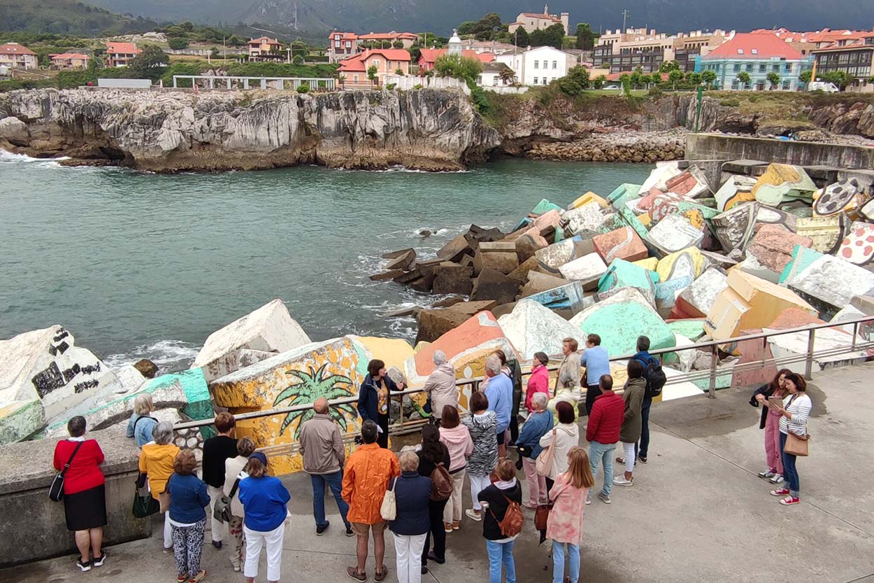Visita guiada en el puerto pesquero de Llanes